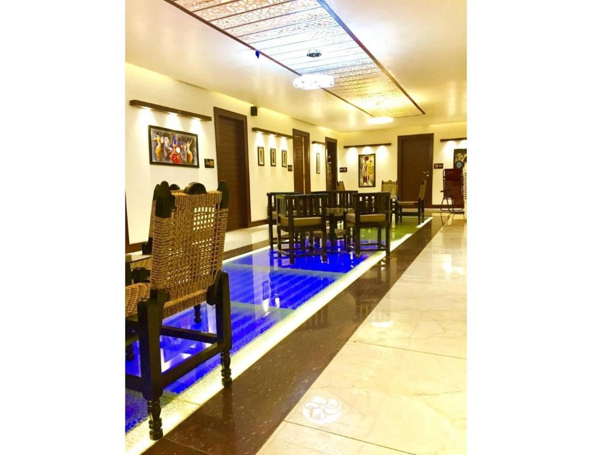 Hotel The Royal, Sehore Exterior photo