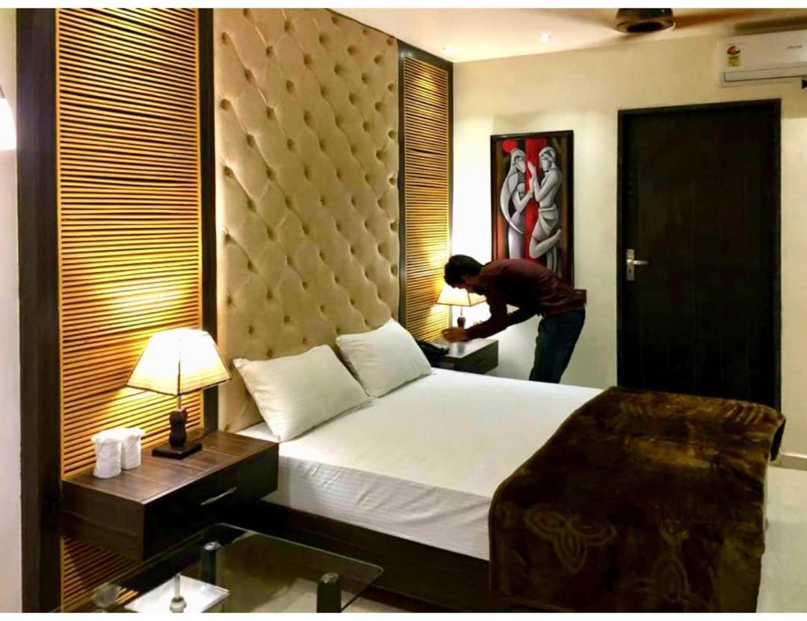 Hotel The Royal, Sehore Exterior photo