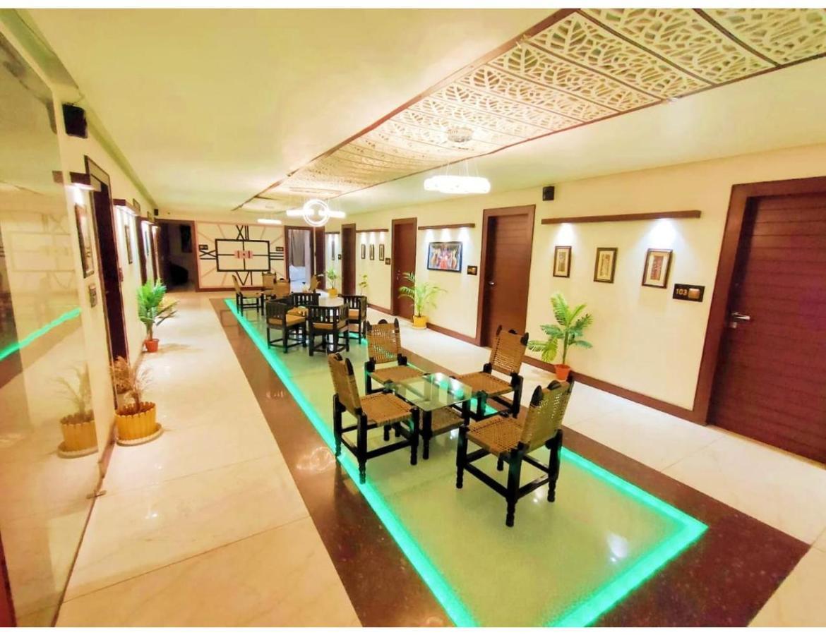 Hotel The Royal, Sehore Exterior photo